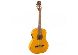 GUITARRA CLASICA ADMIRA TRIANA EF FISHMAN CLASICA III ENTERA ADM0840EF