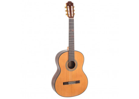 GUITARRA CLASICA ADMIRA A4 ARTESANIA EN CAOBA TAPA CEDRO ENTERA